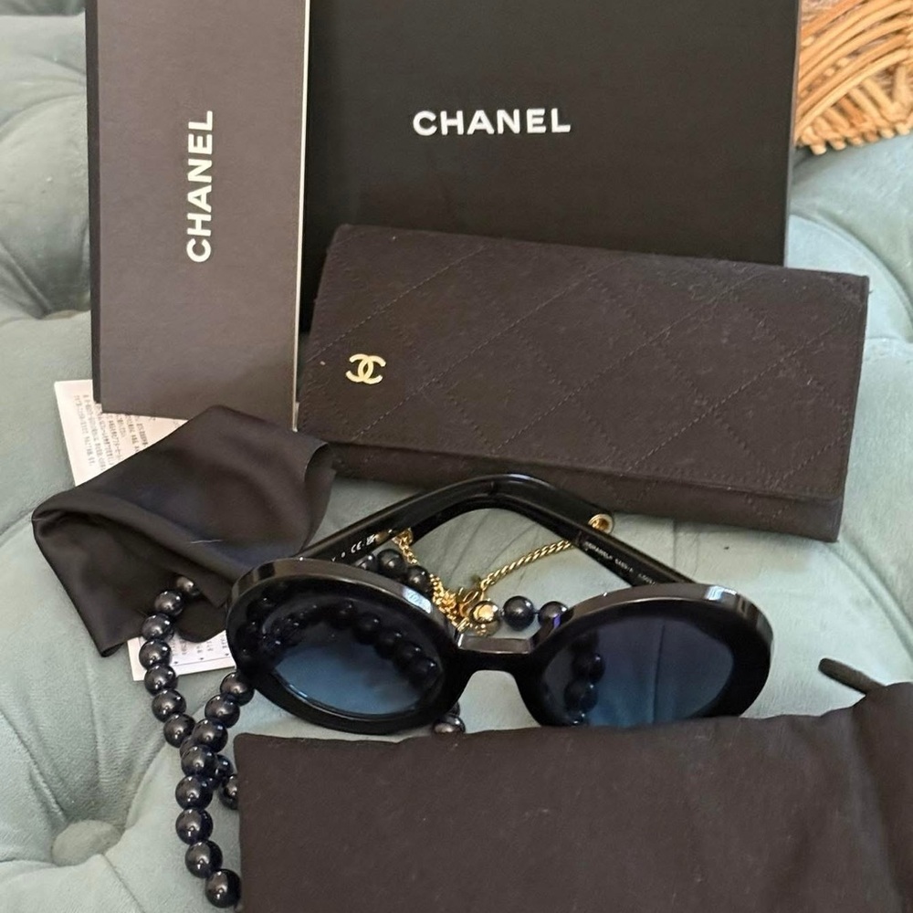 Chanel Black Sunglasses with Case